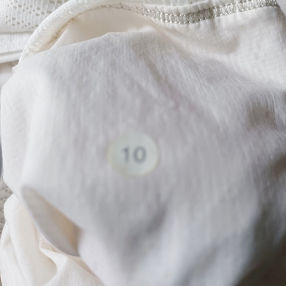 Lululemon White Lightweight Zip-Up Jacket - Picture 11 of 11